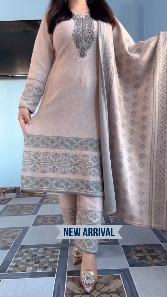 Winter stunning Woolen Suit Set With Dupatta