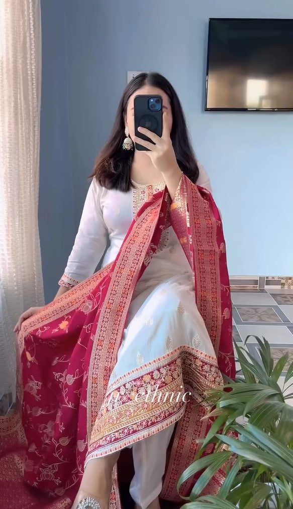 New Beautiful silk set